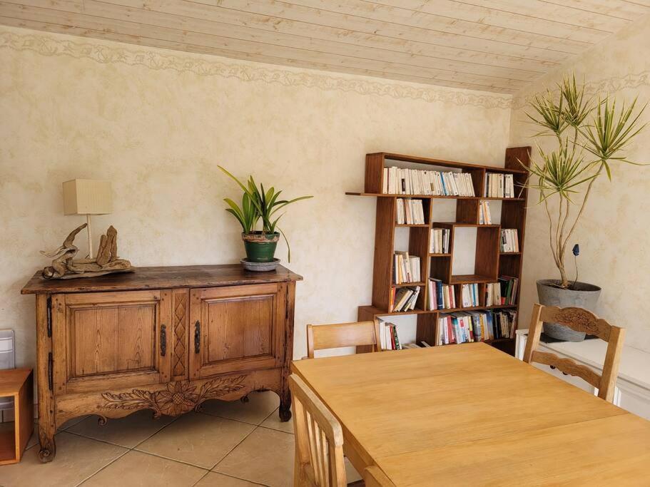 Maison Au Calme A 2 Pas Du Port Канкал Екстериор снимка